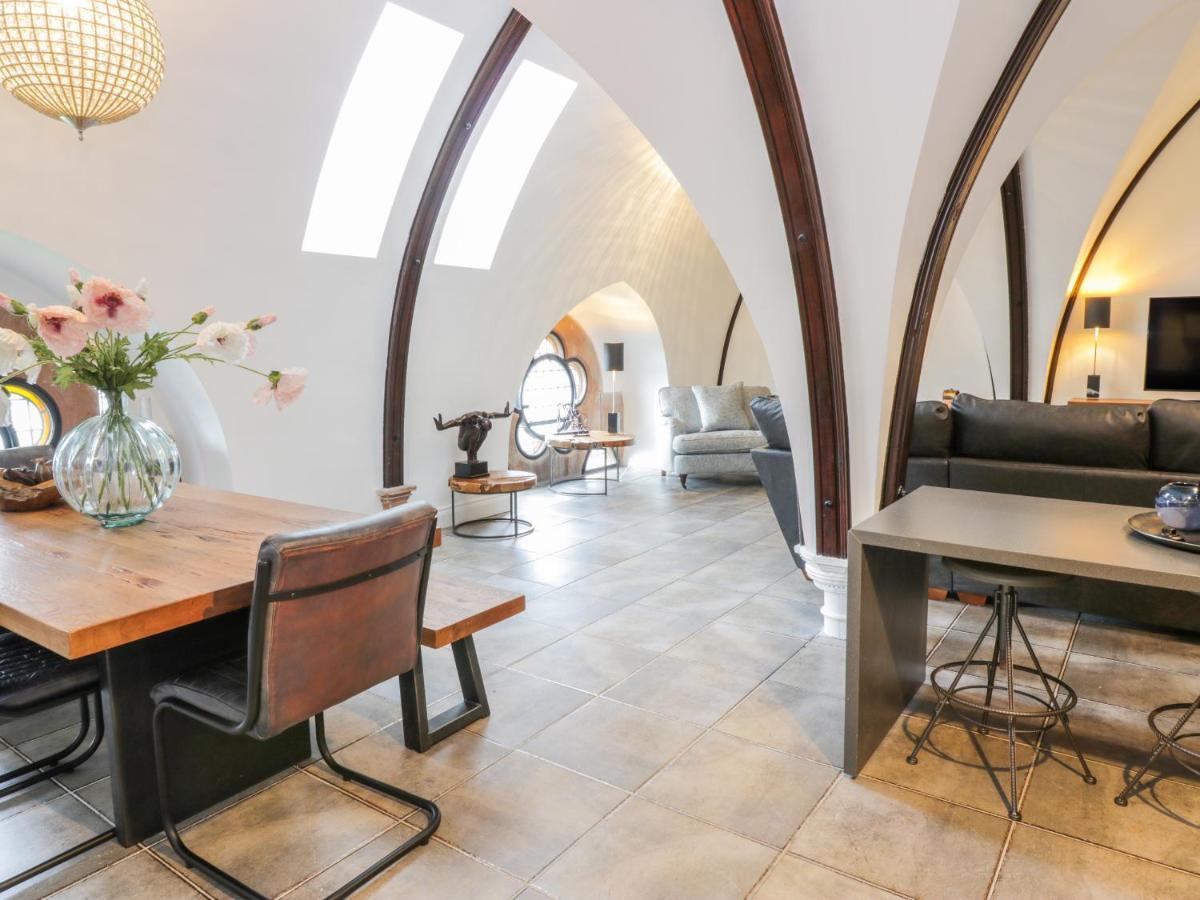 Penthouse St Mary'S Church موفات المظهر الخارجي الصورة