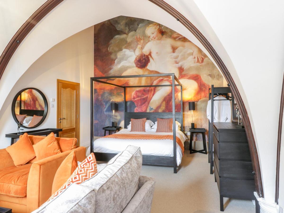 Penthouse St Mary'S Church موفات المظهر الخارجي الصورة