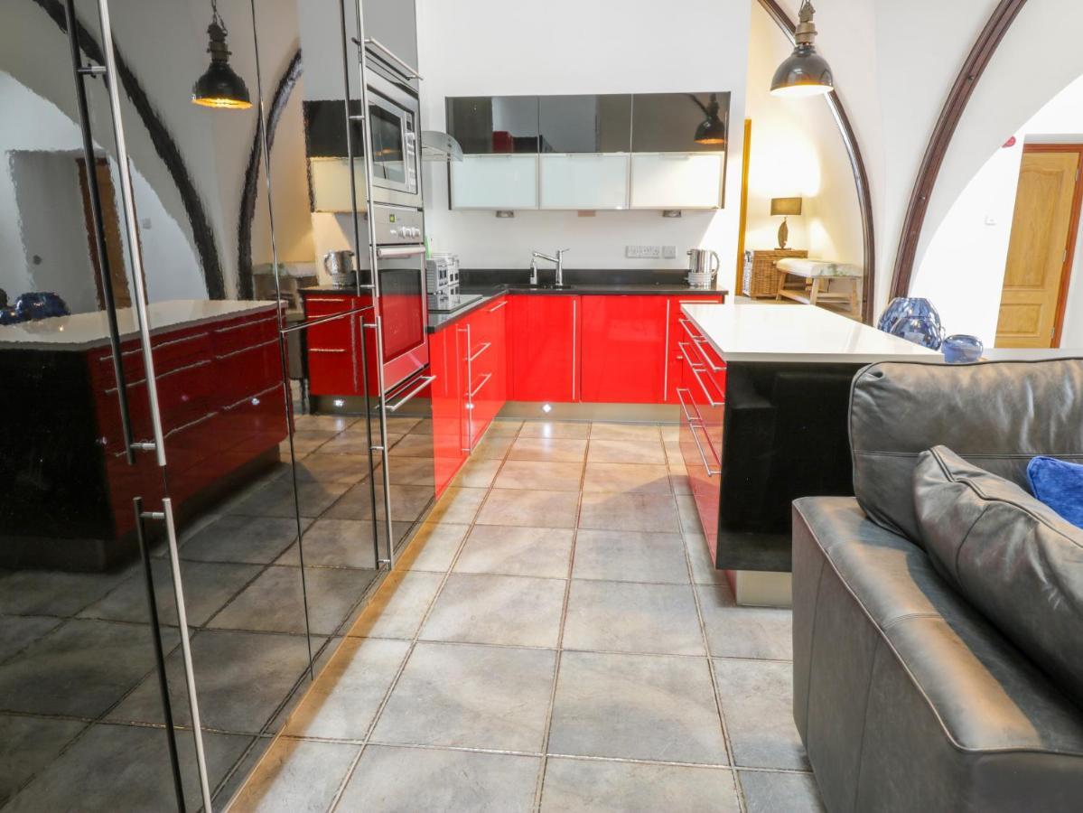 Penthouse St Mary'S Church موفات المظهر الخارجي الصورة