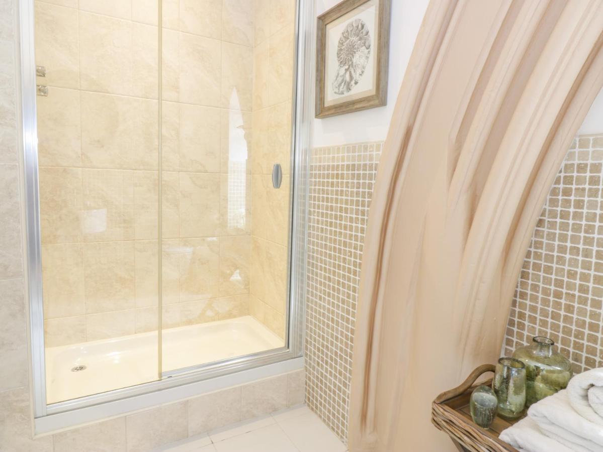Penthouse St Mary'S Church موفات المظهر الخارجي الصورة