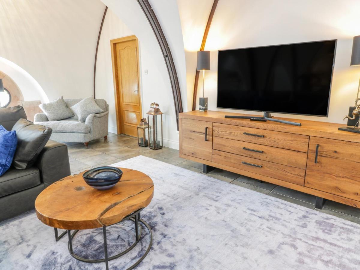 Penthouse St Mary'S Church موفات المظهر الخارجي الصورة