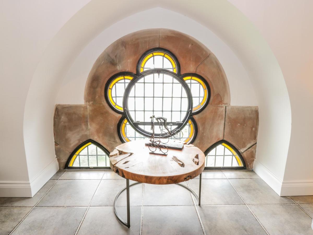Penthouse St Mary'S Church موفات المظهر الخارجي الصورة